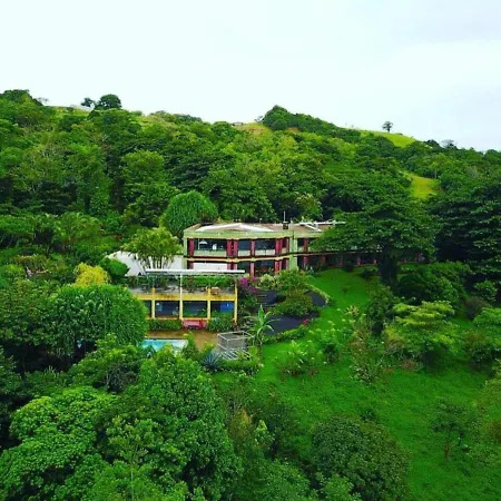 Lake Arenal Hotel And Brewery
