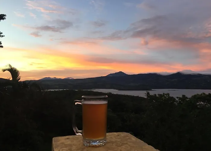 Hotel Arenal And Brewery