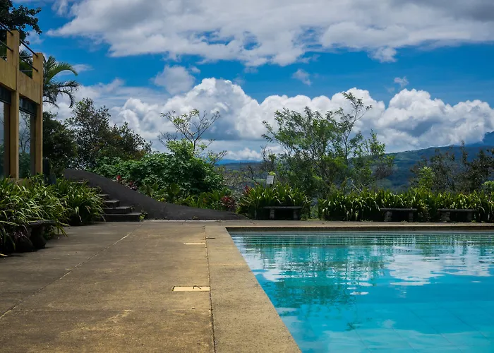 Arenal And Brewery Hotel