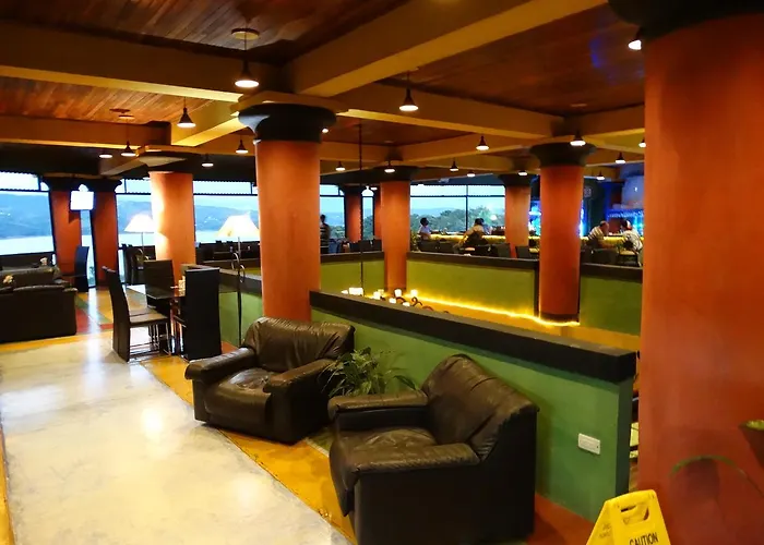 Hotel Arenal And Brewery
